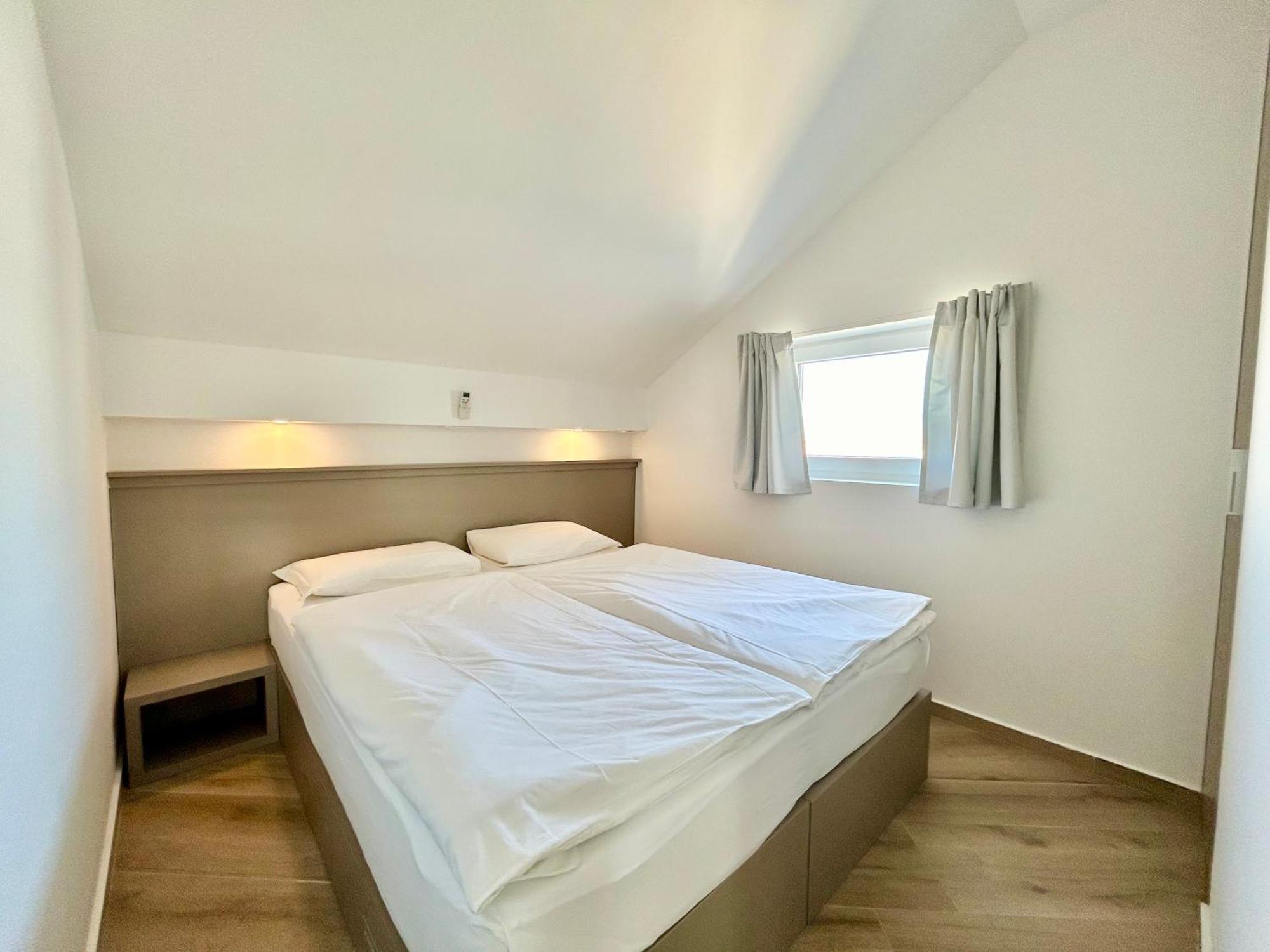 Deluxe Villa No.10 - Rooms & Apartments 만드레 외부 사진