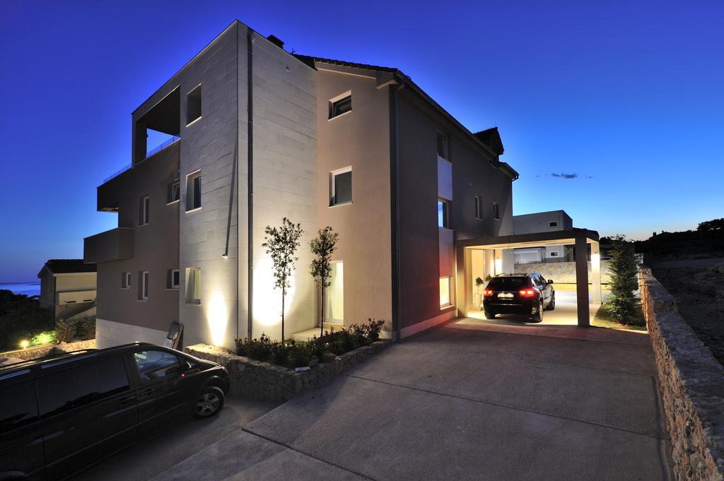 Deluxe Villa No.10 - Rooms & Apartments 만드레 외부 사진